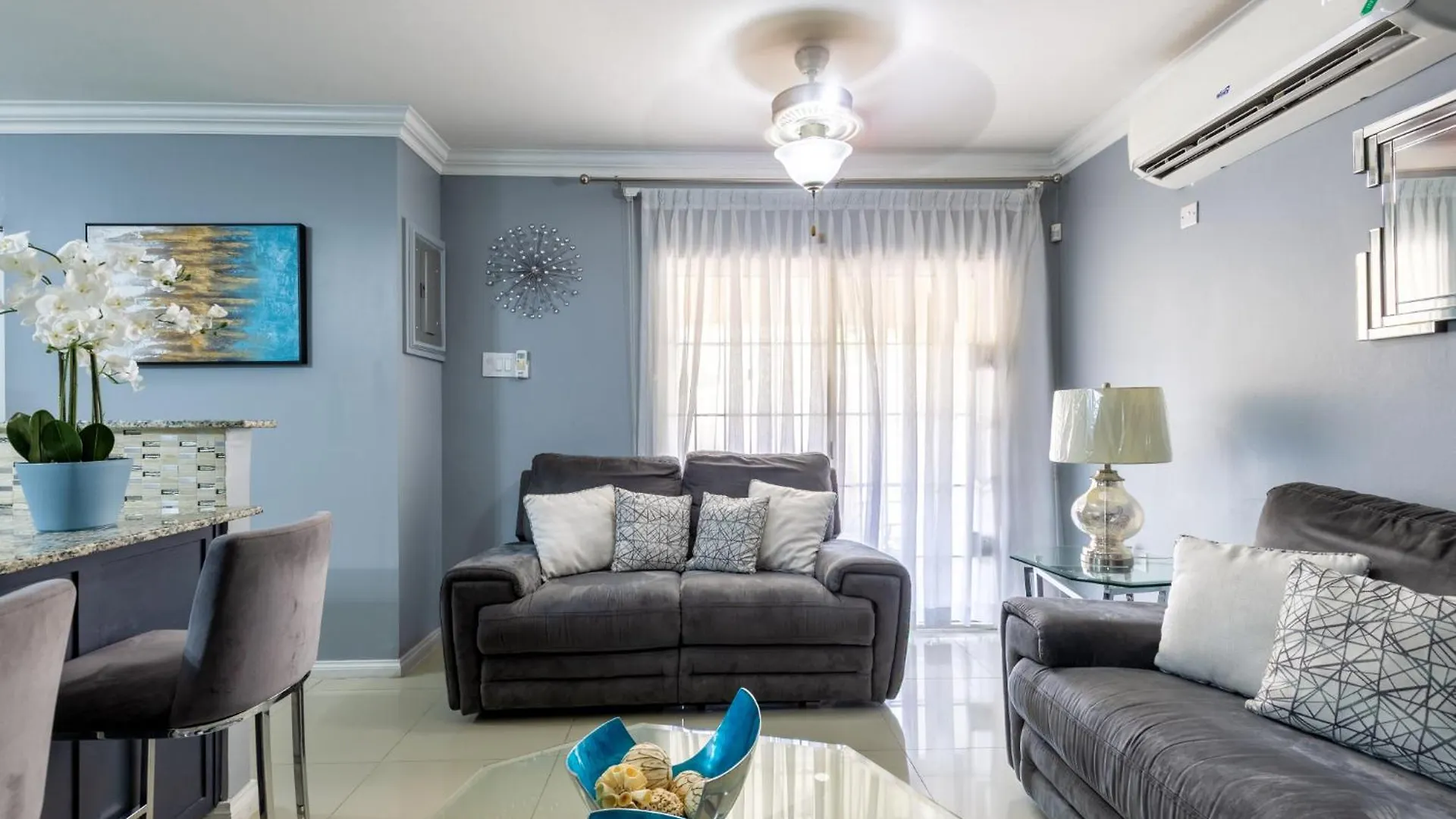 Apartment Luxurious Living At Winchester Estate Camperdown