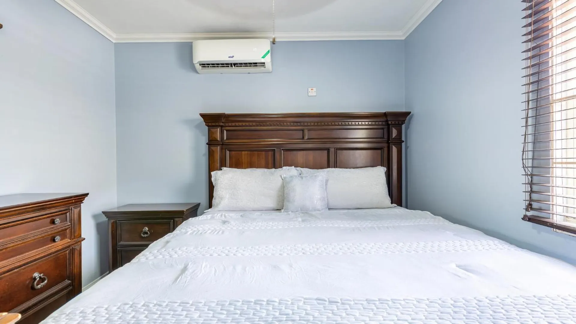 Luxurious Living At Winchester Estate Camperdown Jamaika