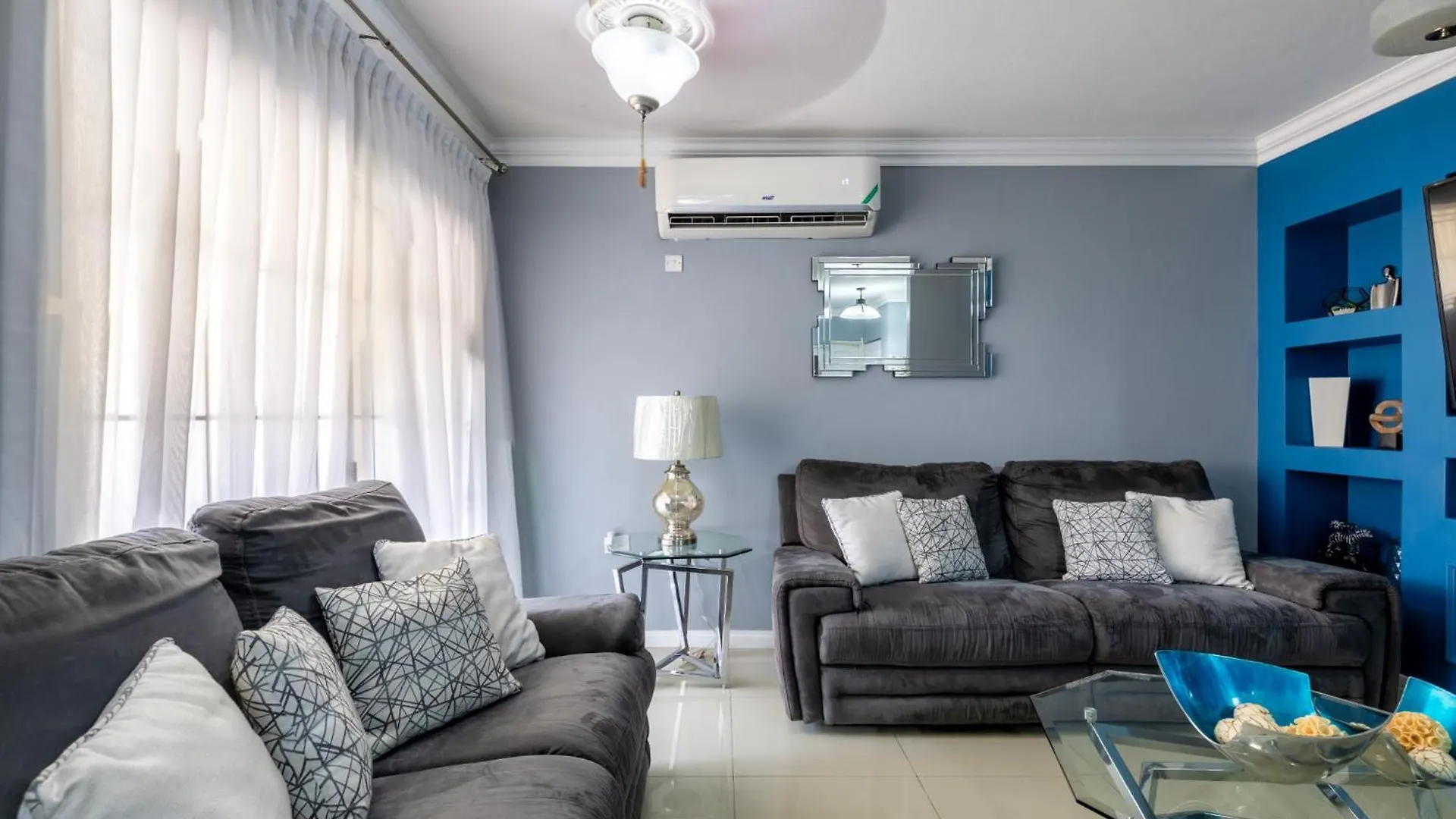 Luxurious Living At Winchester Estate Camperdown 0*,  Jamaika